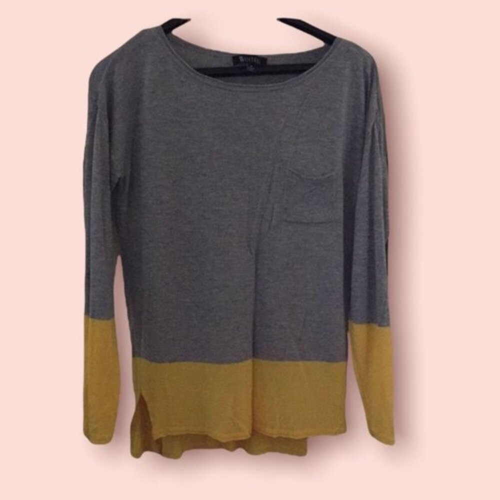 Sisters sweater size small